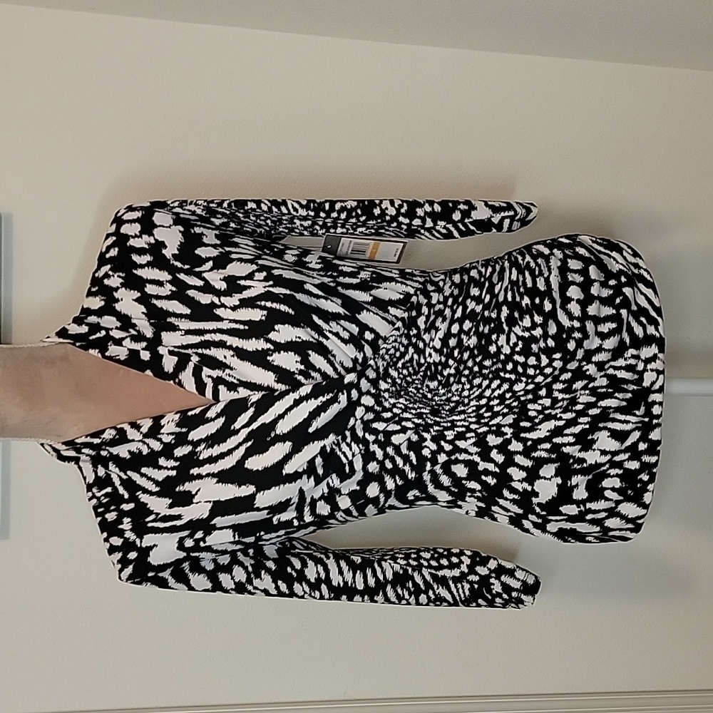 Chaus, Size S, Black & White Animal Print V-Neck Faux Wrap Blouse, NEW with Tag